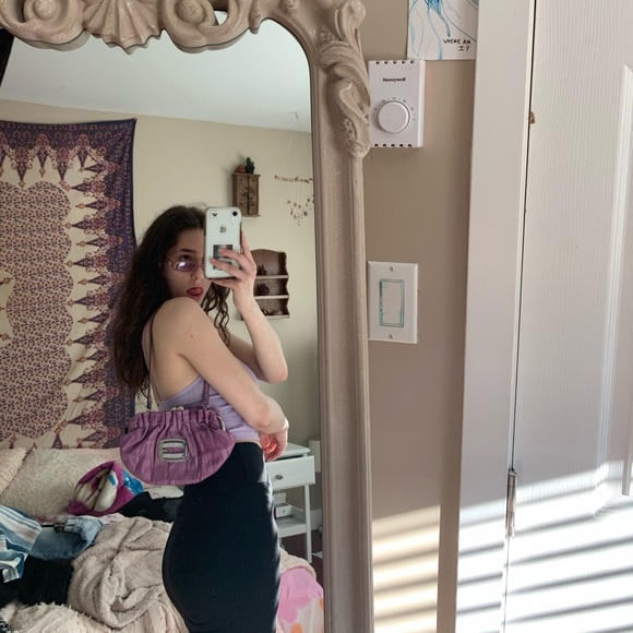 GUESS purse - Picture 7 of 7